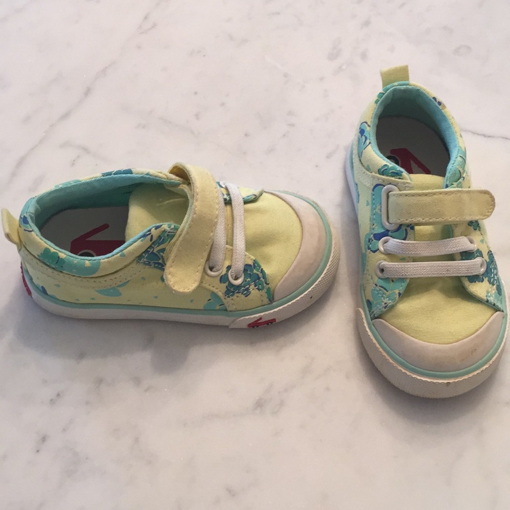 See Kai Run Kristin sneaker